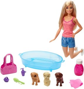عروسک باربی مدل بلوند با سه سگ کد GDJ37 Barbie
