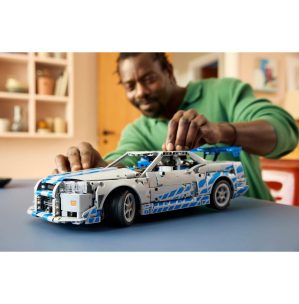 گو تکنیک مدل نیسان اسکای لاین GT-R (R34) کد 42210