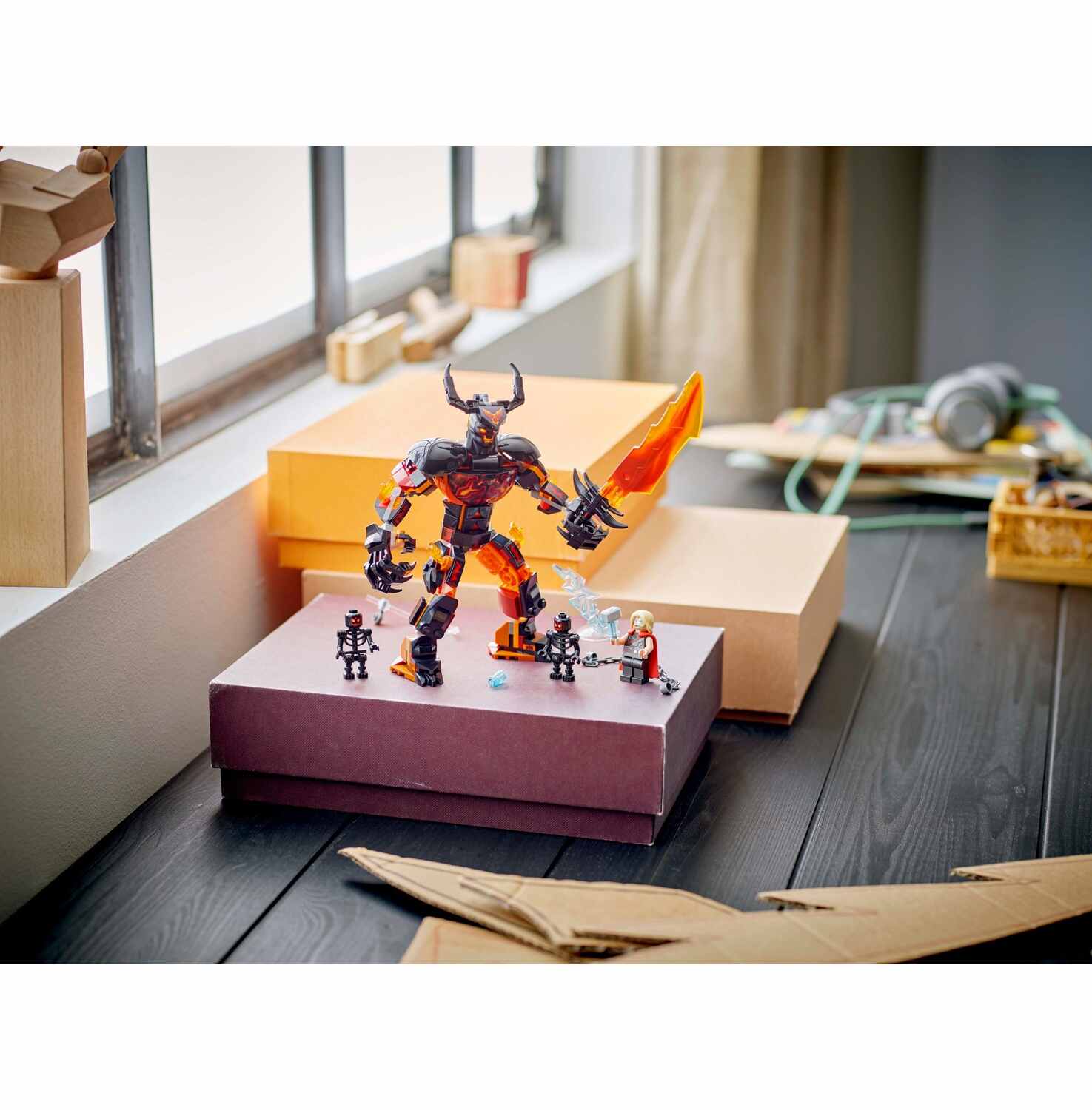 76289-3 لگو سوپرهیرو مارول مدل ثور در برابر سورتور کد 76289 - تصویر 4